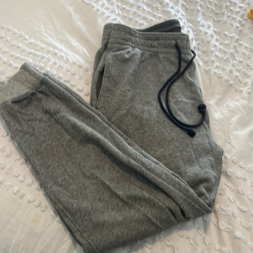 Jogging pants